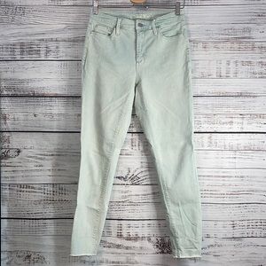 LIQUIDATION SALE UNIVERSAL THREAD White Washed High Rise Jeans | Size 4/27